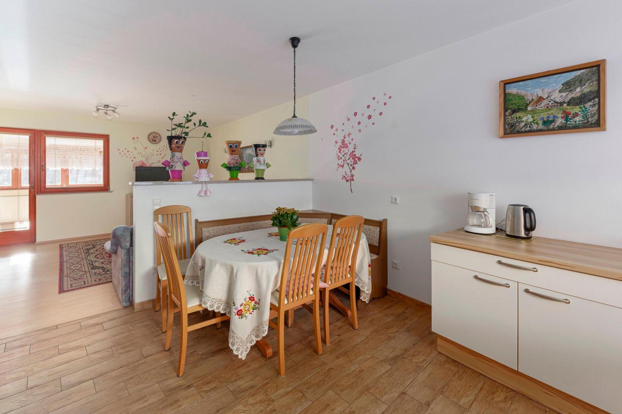 Apartment Pr' Kavac Rateče Εξωτερικό φωτογραφία
